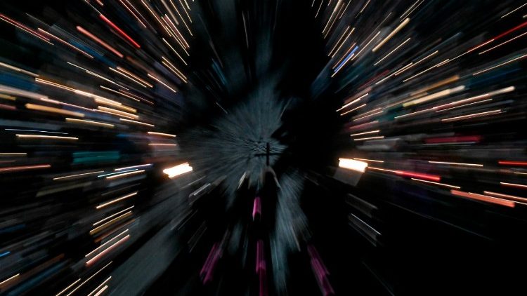 Via Sacra no Coliseu. (AFP/Foto: Marco Bertorello)