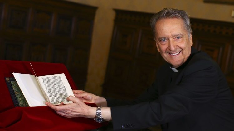 El prefecto em&eacute;rito de la Biblioteca Apost&oacute;lica Vaticana, monse&ntilde;or Cesare Pasini