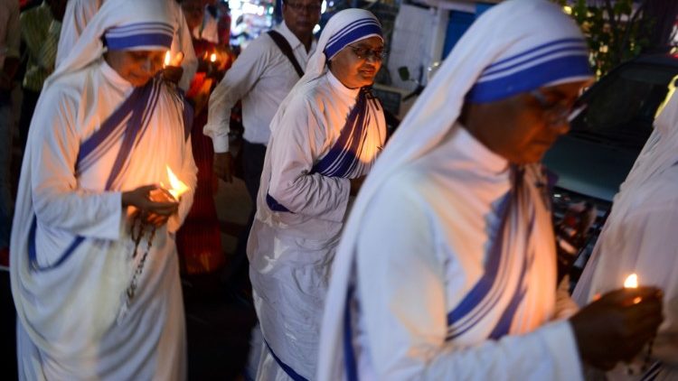 அன்னை தெரேசா சபையைச் சேர்ந்த அருள்சகோதரிகள் 