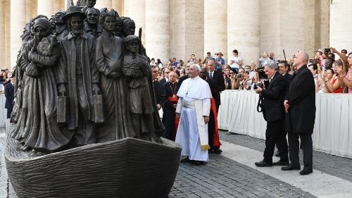 Arme Menschen erhalten Sonderplatz beim Begräbnis des Papstes