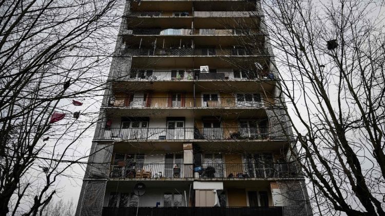 பிரான்சில் ஏழை மக்கள் வாழும் குடியிருப்பு