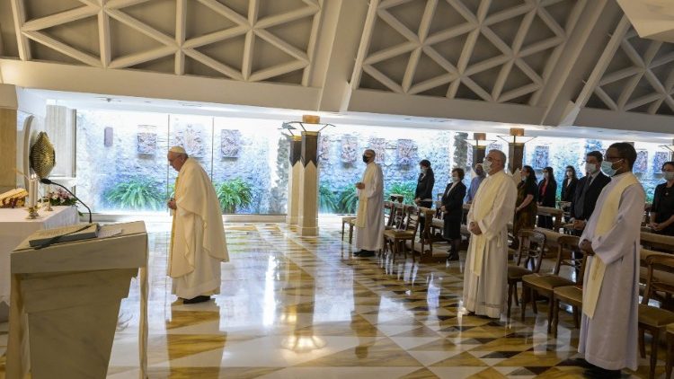 சாந்தா மார்த்தா திருப்பலியின்போது - 080720