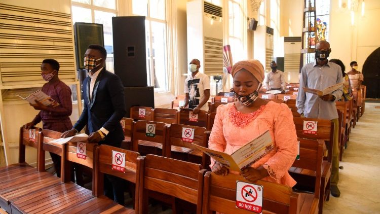 In der Kathedrale von Lagos