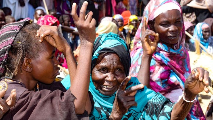 A guerra na região de Darfur dura há vinte anos, causando mortes e refugiados