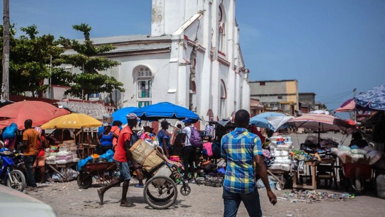 ഹൈറ്റിയിൽ നിന്നുള്ള കാഴ്ച്ച 