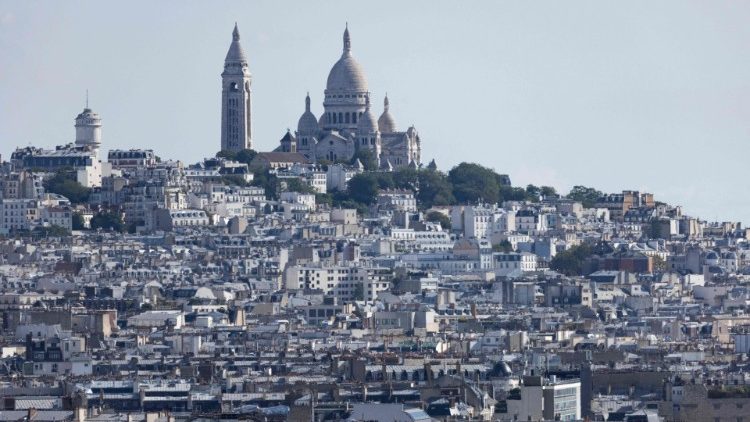 Nhà thờ Thánh Tâm ở Paris