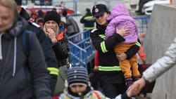 Przekraczanie ukraińsko-rumuńskiej granicy przez uchodźców, 25 marca 2022 r.