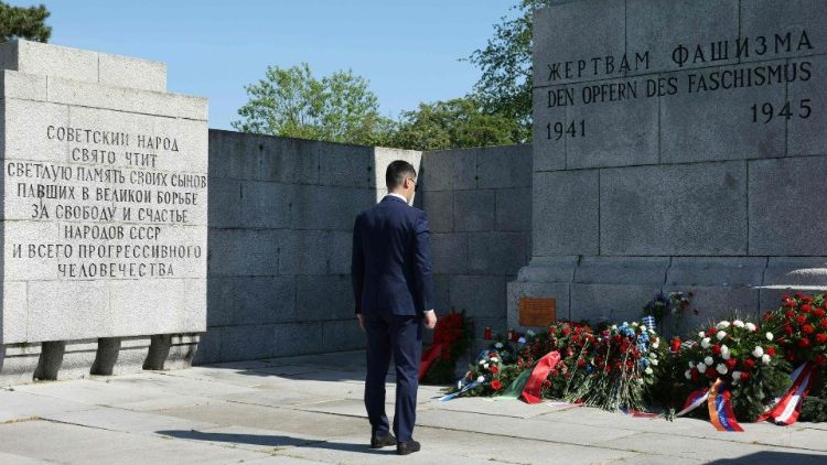 AUSTRIA-GERMANY-HISTORY-WWII-CONFLICT-LIBERATION-COMMEMORATION