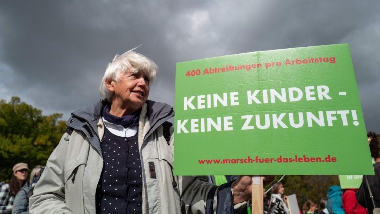 Abtreibungsgegner bei einer Demonstration in Berlin, 2022