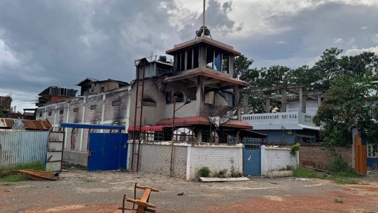 O centro batista de Kuki, vandalizado em 2023