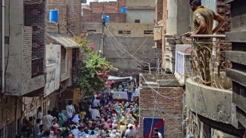 Pakistan: Sorge wegen Zwangskonvertierungen junger Frauen