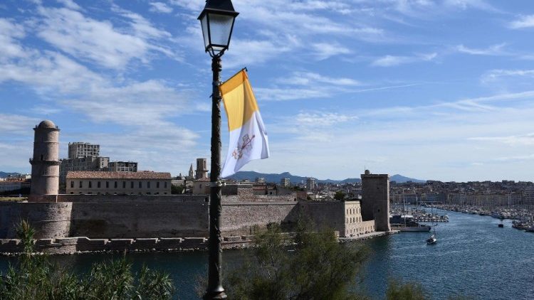 Papa anasubiriwa kwa hamu huuko Marsiglia