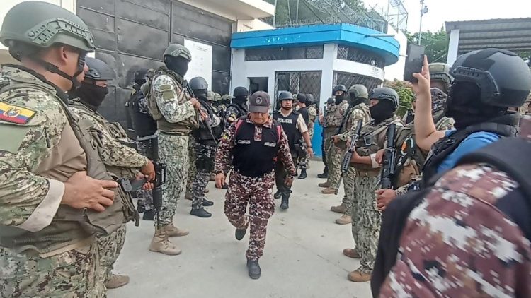 Militärische Präsenz in Esmeraldas