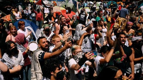 Gaza, si lavora per negoziati tra Israele e Hamas. In Usa dimostrazioni pro Palestina