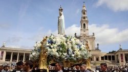 TOPSHOT-PORTUGAL-RELIGION-FATIMA