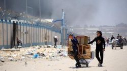 Cittadini palestinesi sfollati nella Striscia a seguito del conflitto  