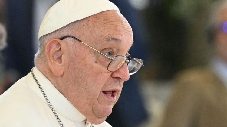 El Papa Francisco durante su intervención en la Cumbre del  G7 sobre el tema de la Inteligencia Artificial (Foto de archivo)