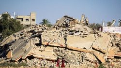 Gli effetti dei bombardamenti israeliani a Gaza