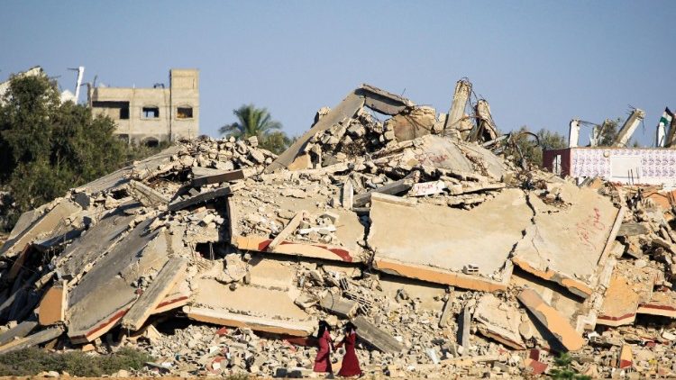 Gli effetti dei bombardamenti israeliani a Gaza