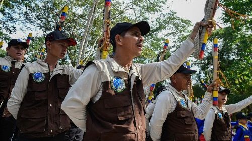 Kolumbien: Bischöfe fordern Dialog mit bewaffneten Rebellen