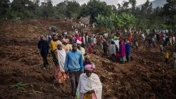 Un glissement de terrain a fait au moins 300 morts en Éthiopie. 