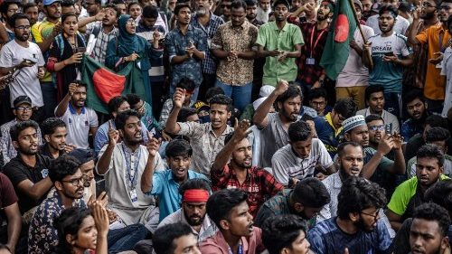 Bangladesch: Weitere Amtsträger zurück getreten