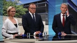 Von links nach rechts: Katja Wolf (BSW), Mario Voigt (CDU) und Björn Höcke (AFD) bei einer TV-Wahldebatte in Thüringen