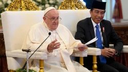 INDONESIA-VATICAN-POPE-RELIGION
