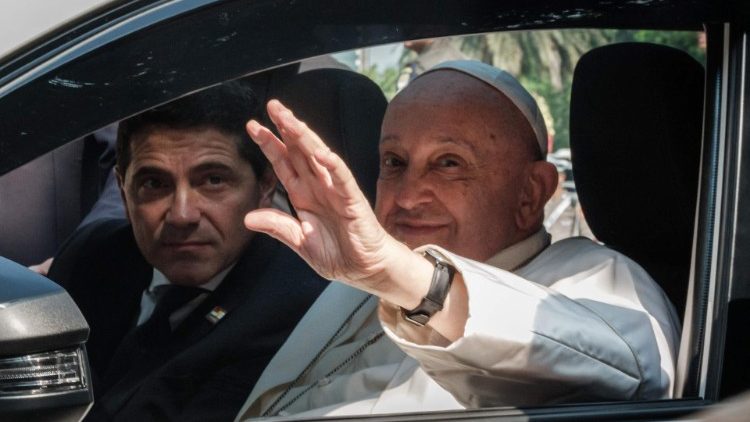 INDONESIA-VATICAN-POPE-RELIGION