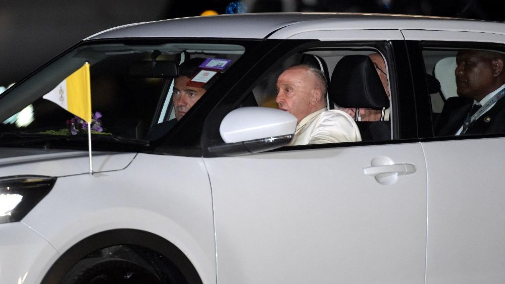 PNG-VATICAN-POPE-RELIGION