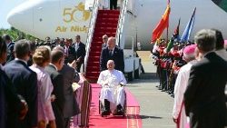 ETIMOR-VATICAN-POPE-RELIGION