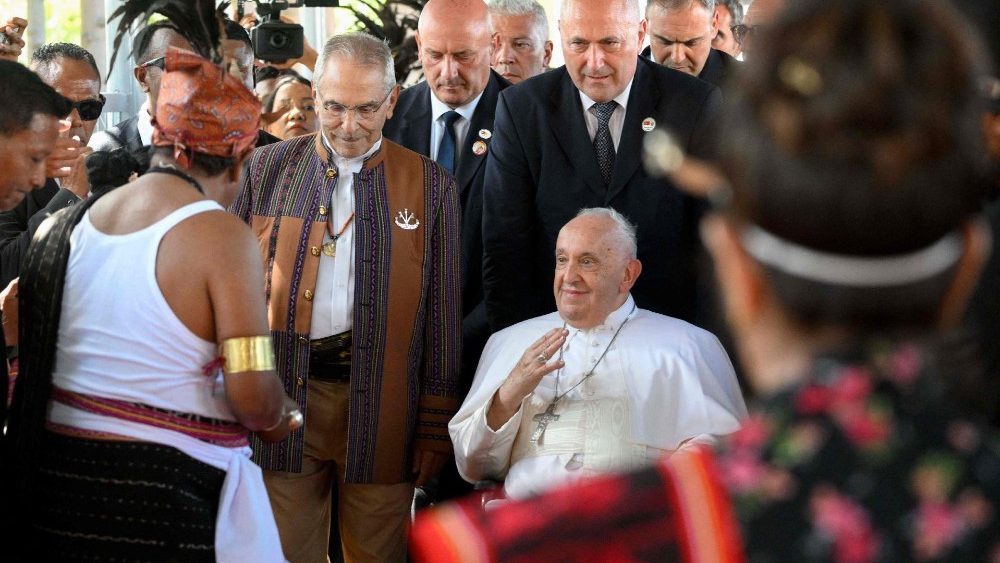 ETIMOR-VATICAN-POPE-RELIGION