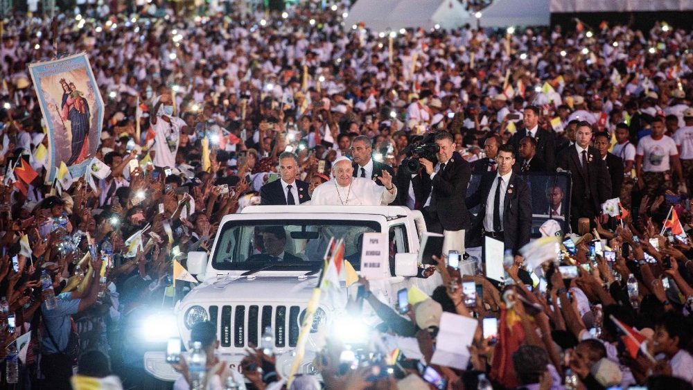 ETIMOR-VATICAN-POPE-RELIGION