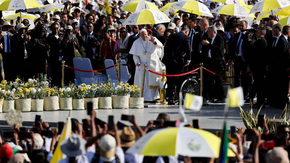 ETIMOR-VATICAN-POPE-RELIGION