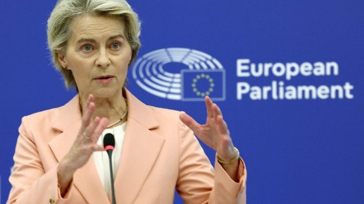 La presidente della Commissione Ue Von der Leyen