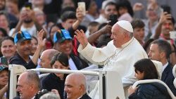 POPE-RELIGION-VATICAN-AUDIENCE