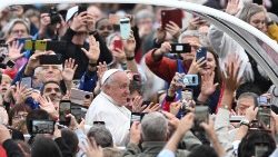 VATICAN-RELIGION-POPE-AUDIENCE
