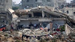 Humanitarian crisis in Gaza