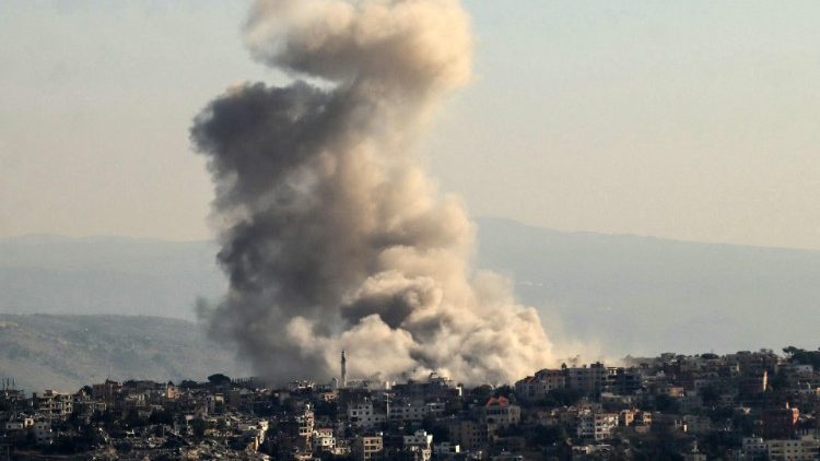 Frappes israéliennes à la frontière sud-libanaise ce 1er décembre 2024, quelques jours après l'entrée en vigueur d'un cessez-le-feu entre le Hezbollah et Israël.