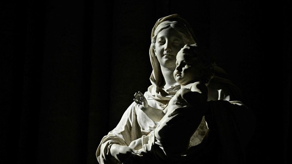 Première messe dans la cathédrale Notre-Dame de Paris, le 8 décembre 2024. 