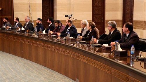 Siria, il premier Bashir incontra i membri dell’ex governo Assad