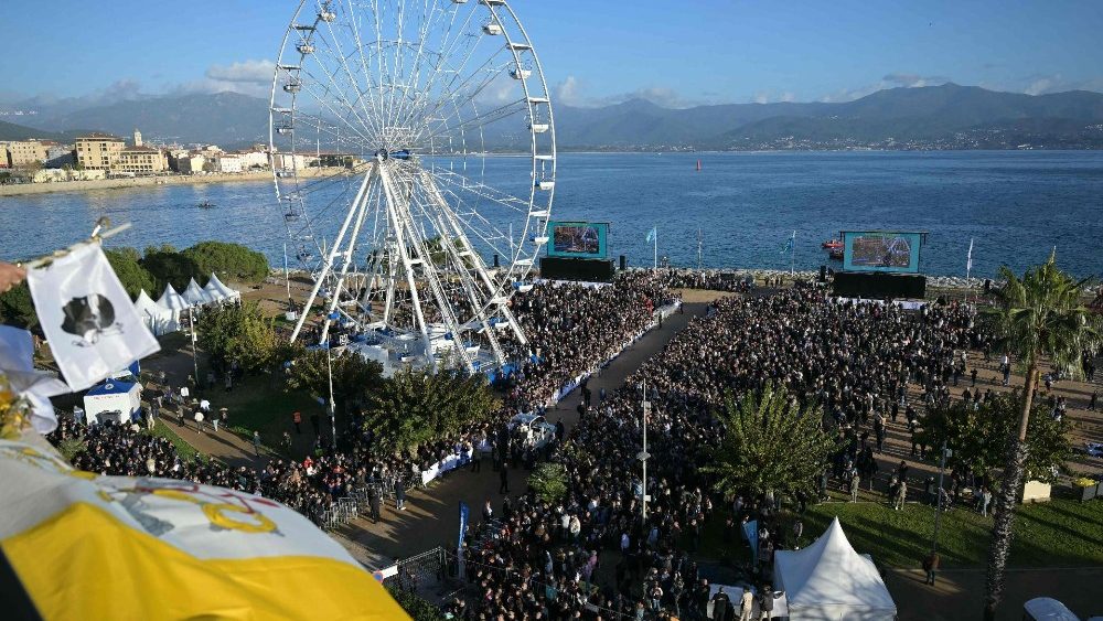 Падчас папскай Імшы на Корсіцы