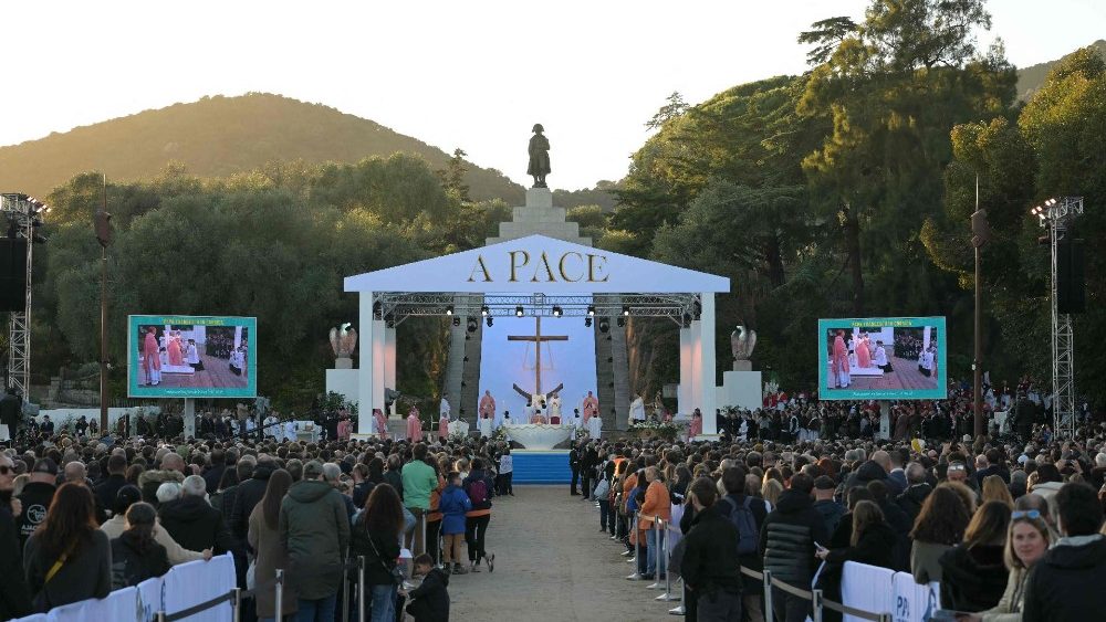 Падчас папскай Імшы на Корсіцы