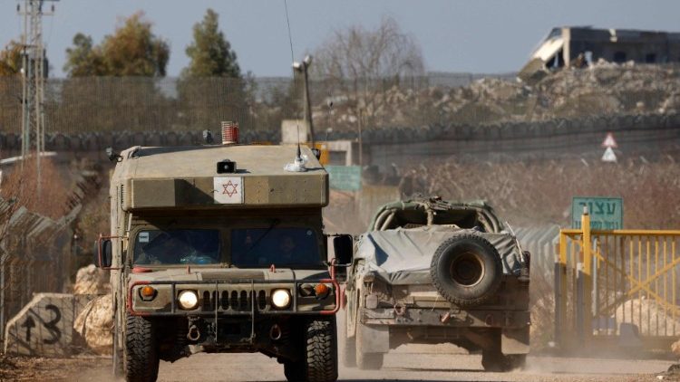 Vehículos militares israelíes