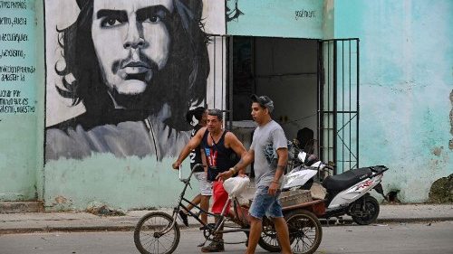 Cuba libère des prisonniers, saluant la médiation du Saint-Siège 