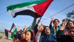 Des déplacés palestiniens retournent à Rafah, dans le sud de la bande de Gaza