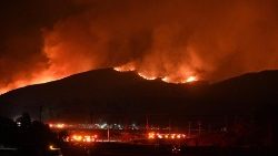 Újabb tüzek Los Angeles közelében