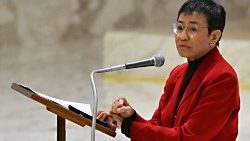 Maria Ressa addresses pilgrims taking part in the Jubilee of the World of Communications