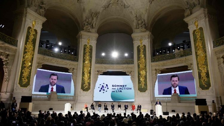 Maendeleo makubwa ya teknolojia ya akili mnemba: fursa na vitisho vyake