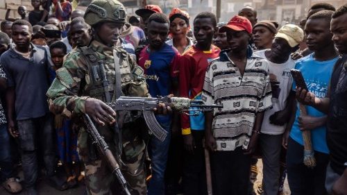 RD Congo, l’ingresso dell’M23 a Bukavu tra disordini e saccheggi